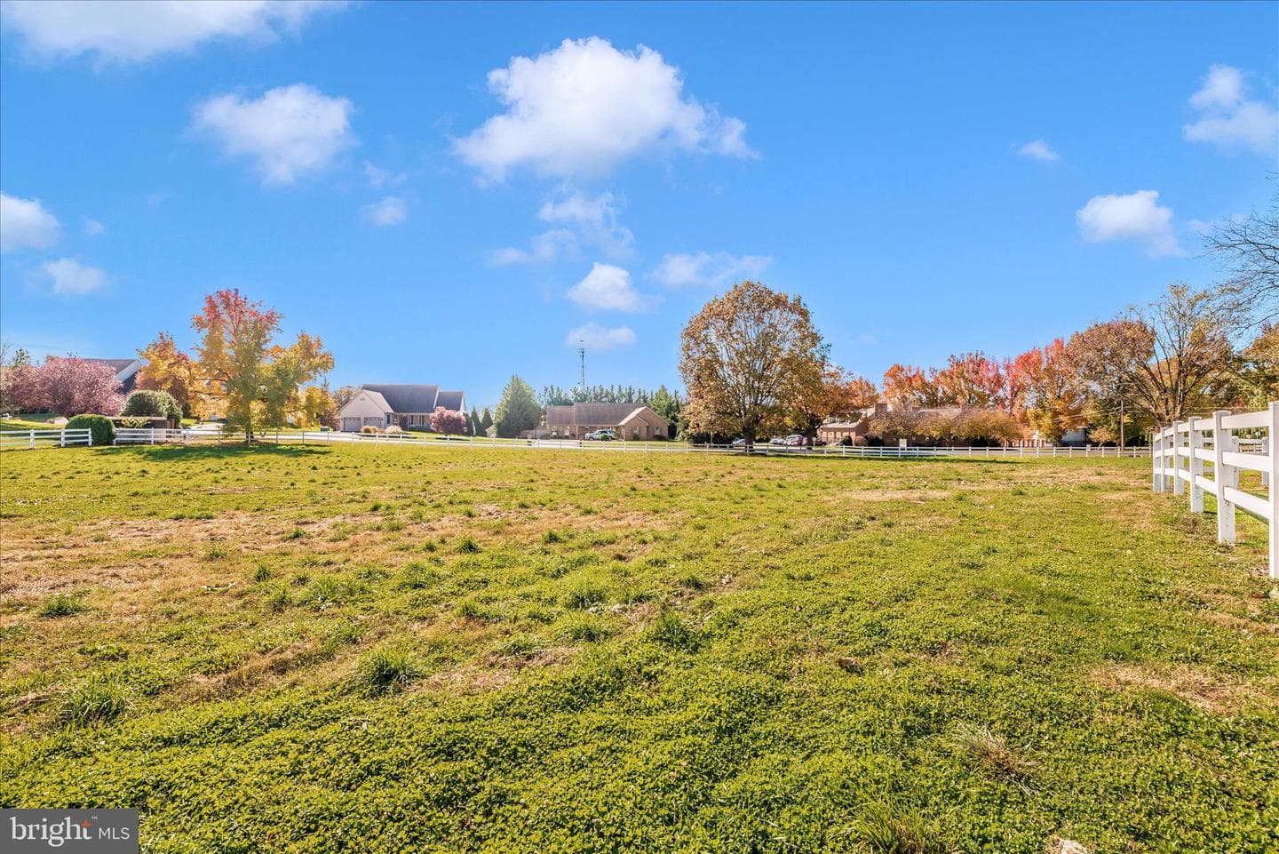 2027 Lincoln Way East photo 73
