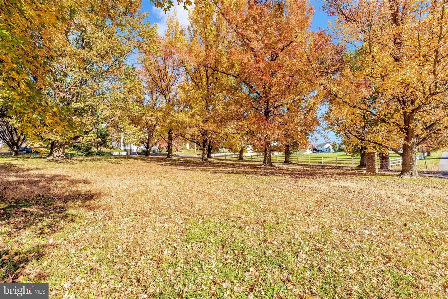 2027 Lincoln Way East photo 76