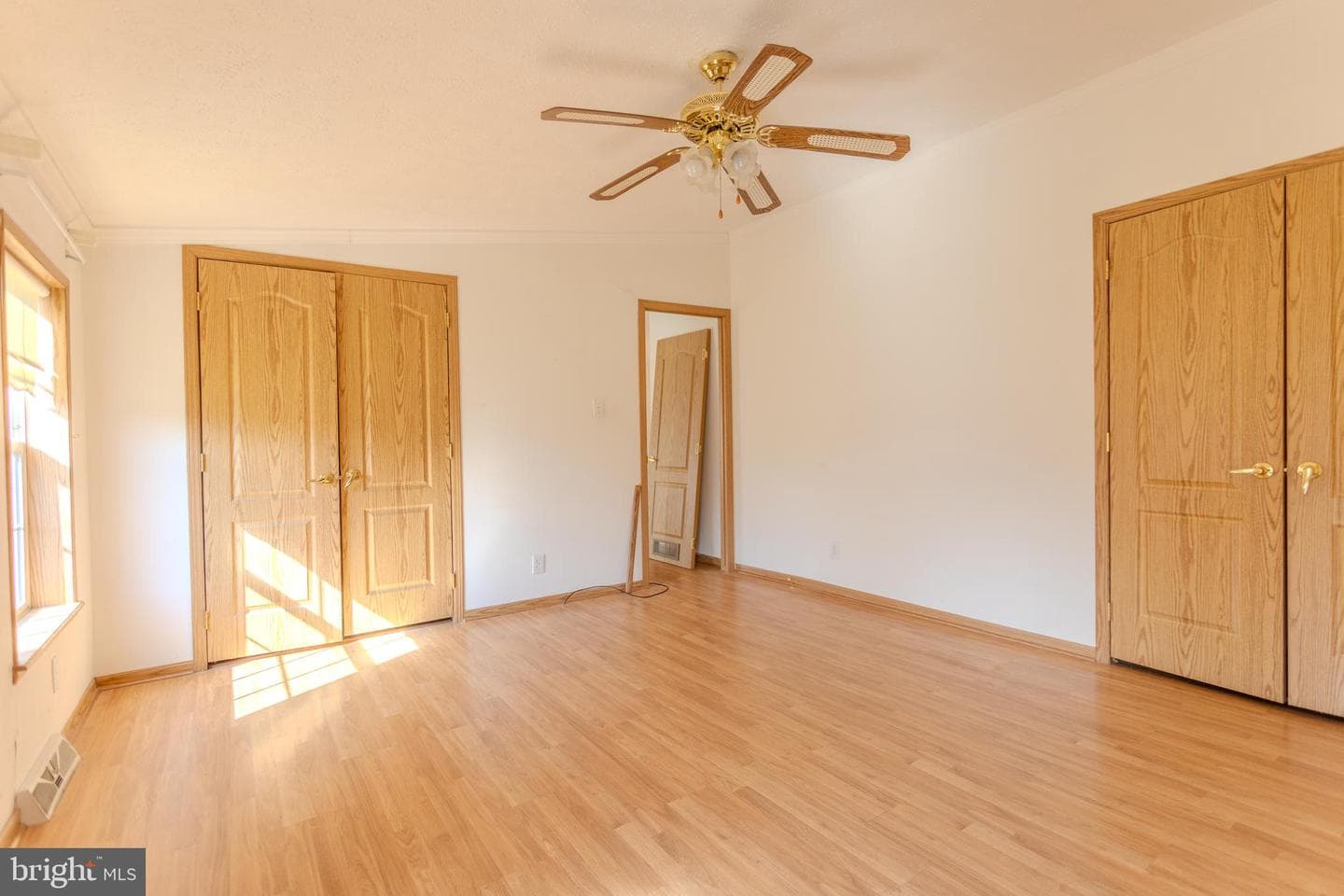 186 Hampton Drive photo 27