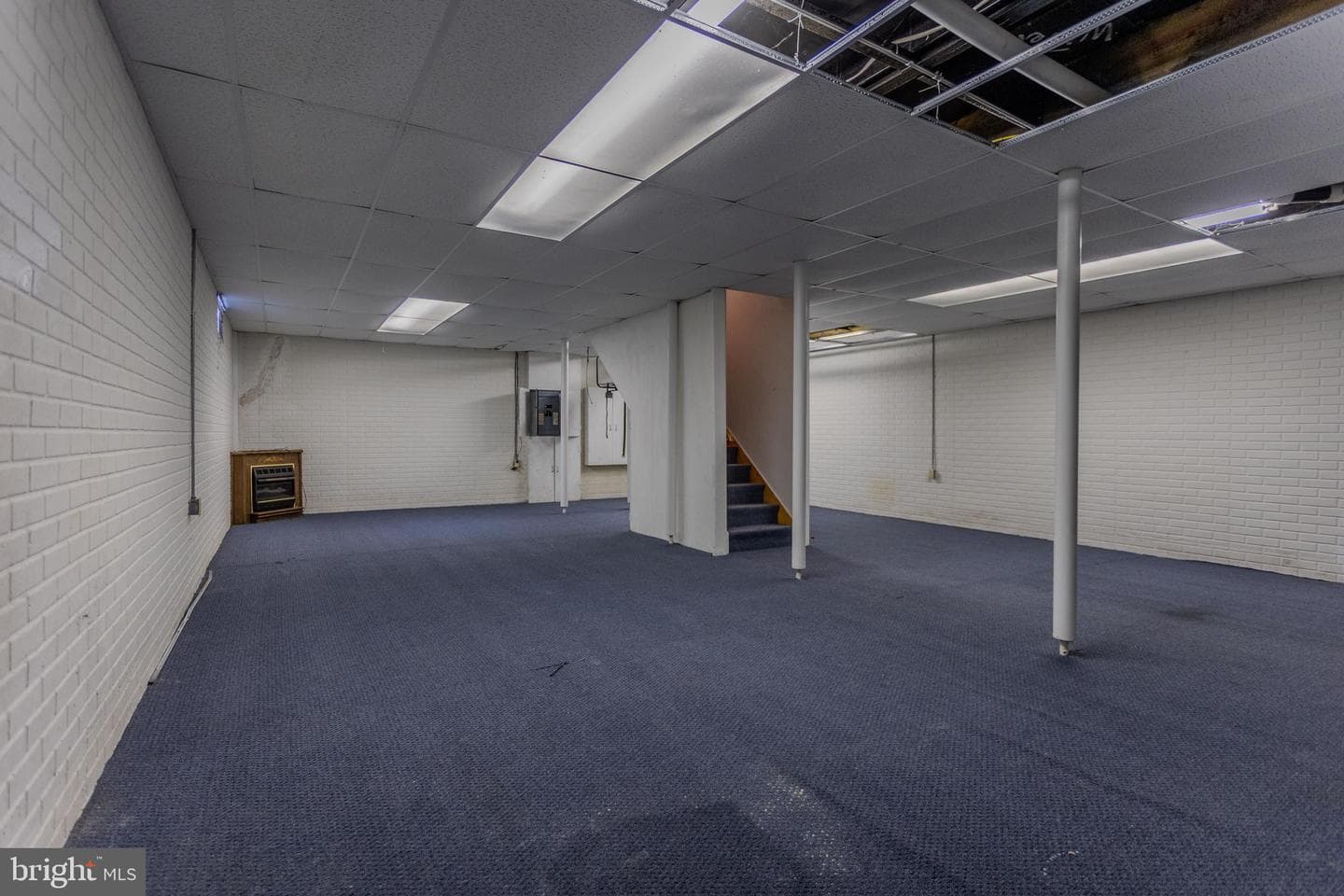 186 Hampton Drive photo 44