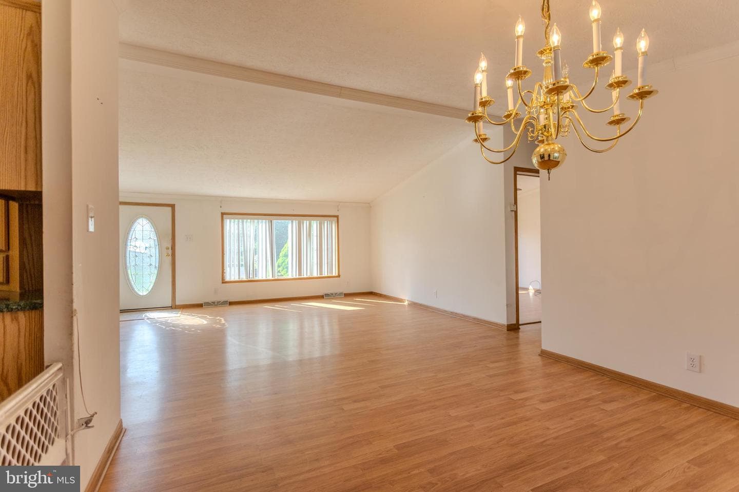 186 Hampton Drive photo 7