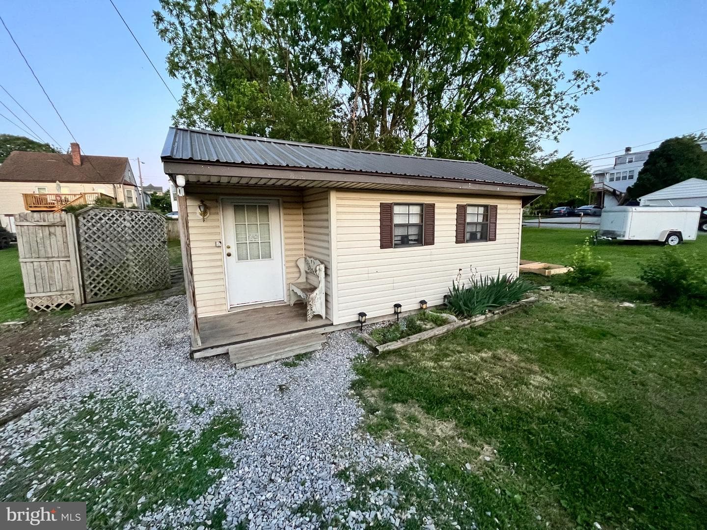 32 N Phillips Avenue photo 4