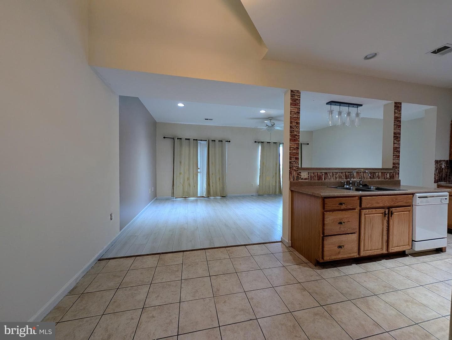 2033 Powell Drive photo 7