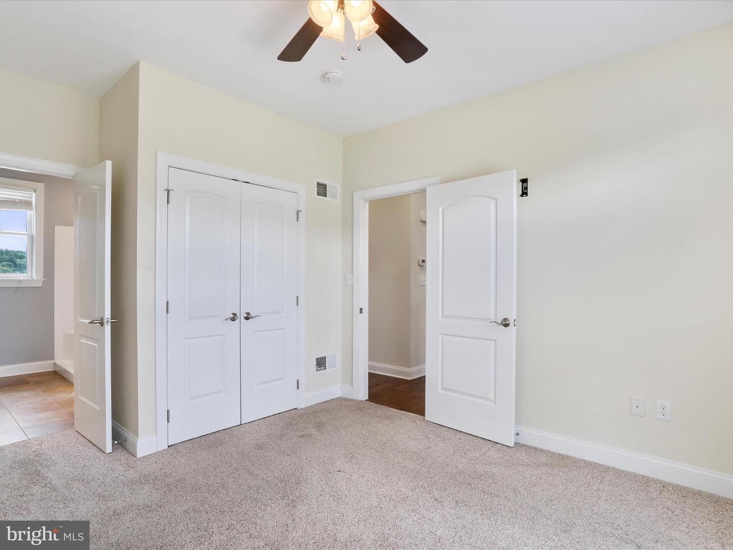 2238 Castlegreen Drive photo 24