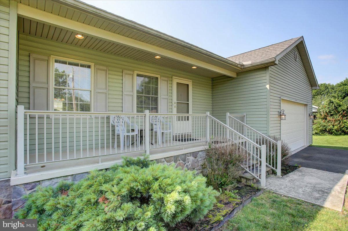 1060 Kunkle Drive photo 4