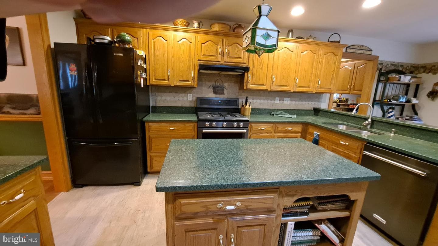 711 Tristan Trail photo 14
