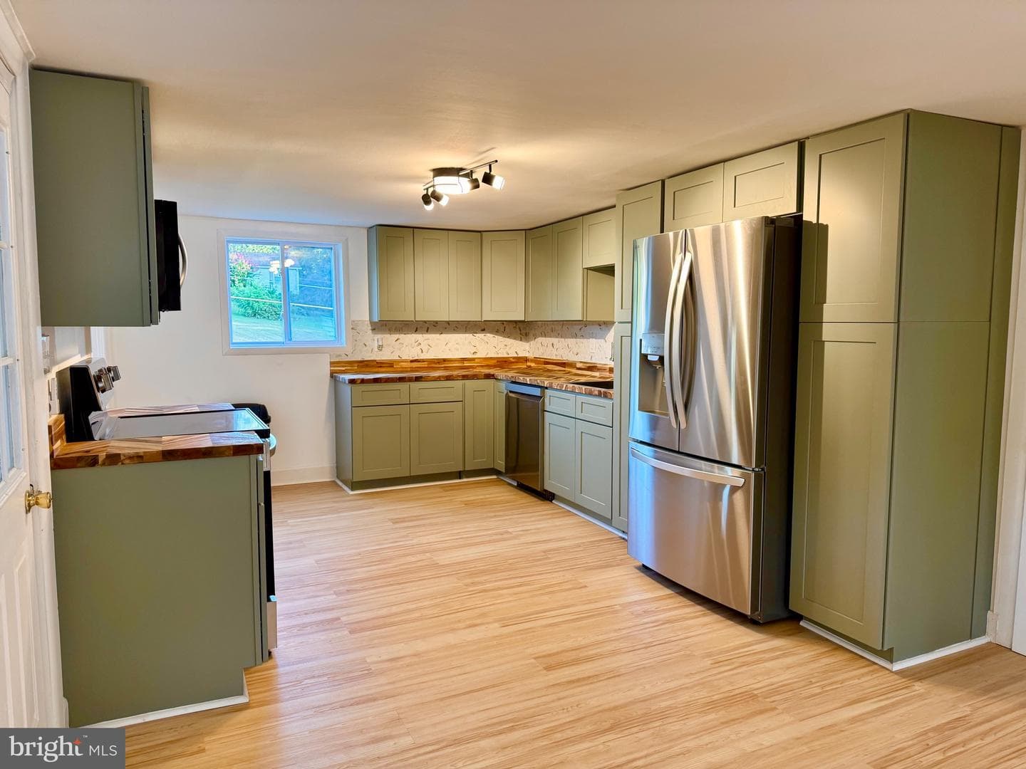 15125 Maryland Line Road photo 10