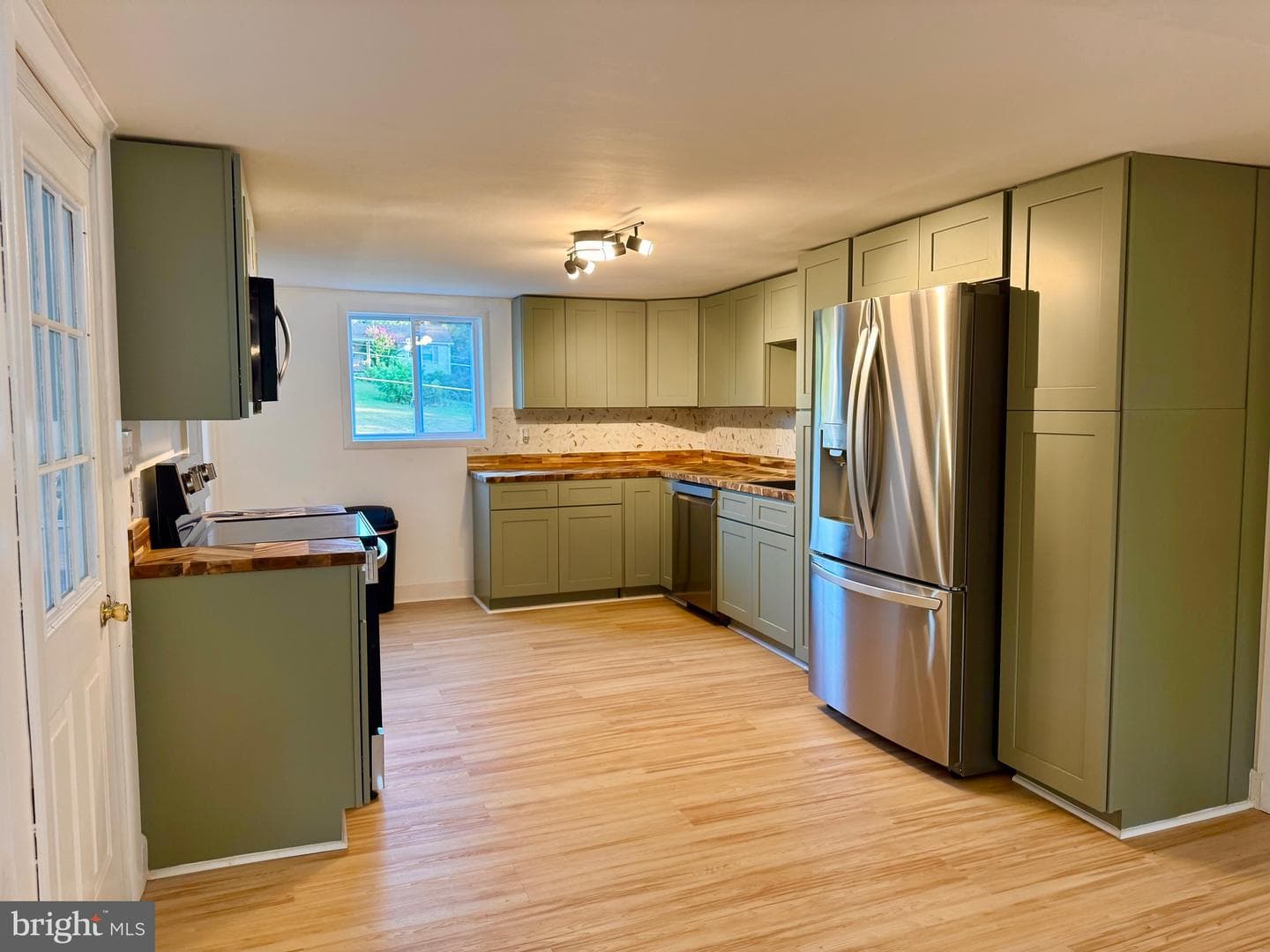 15125 Maryland Line Road photo 9