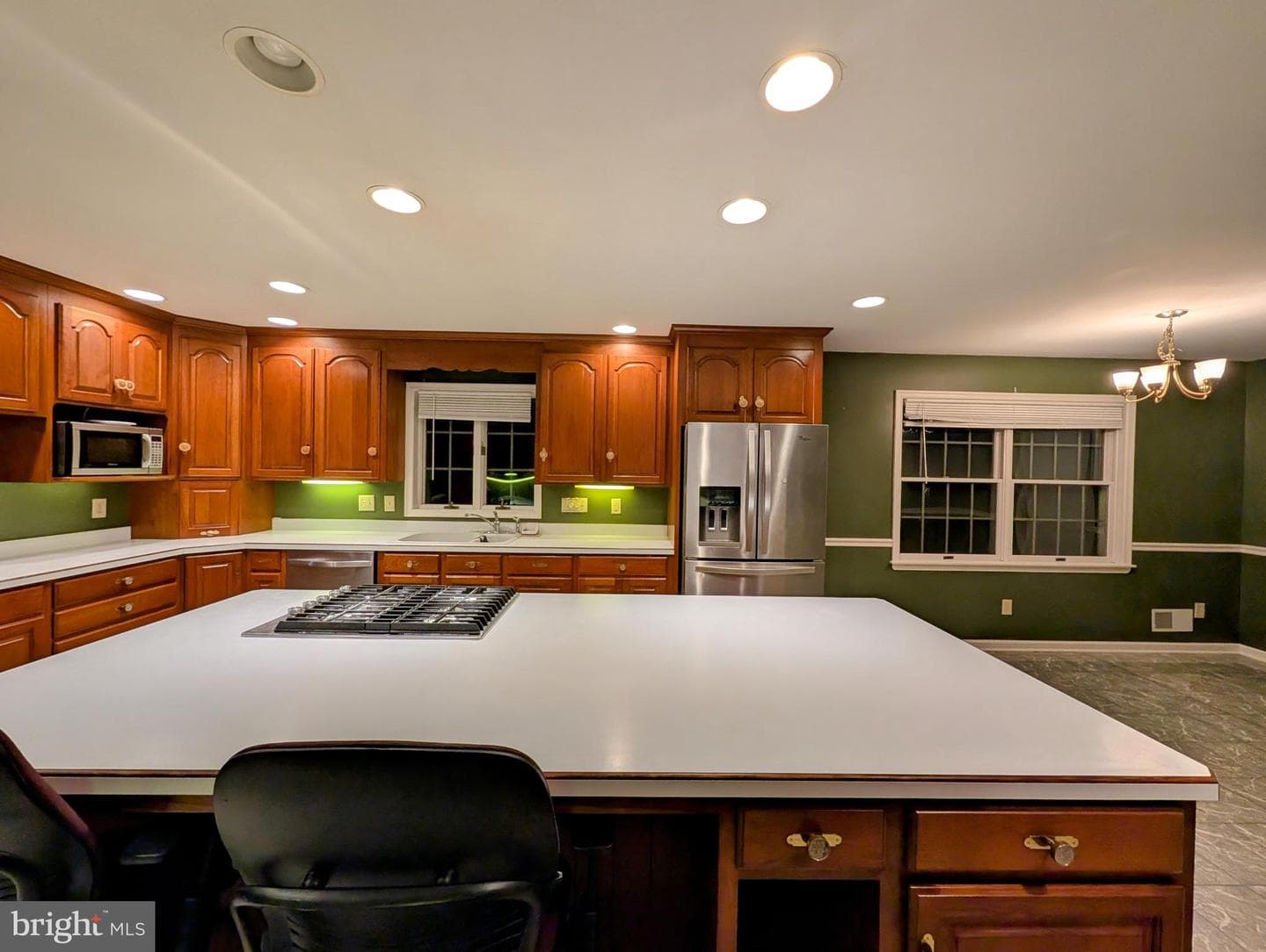 507 Brookview Drive photo 4