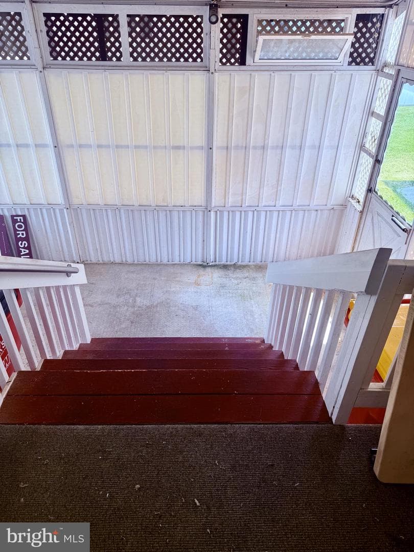 242 Waverly Court photo 39