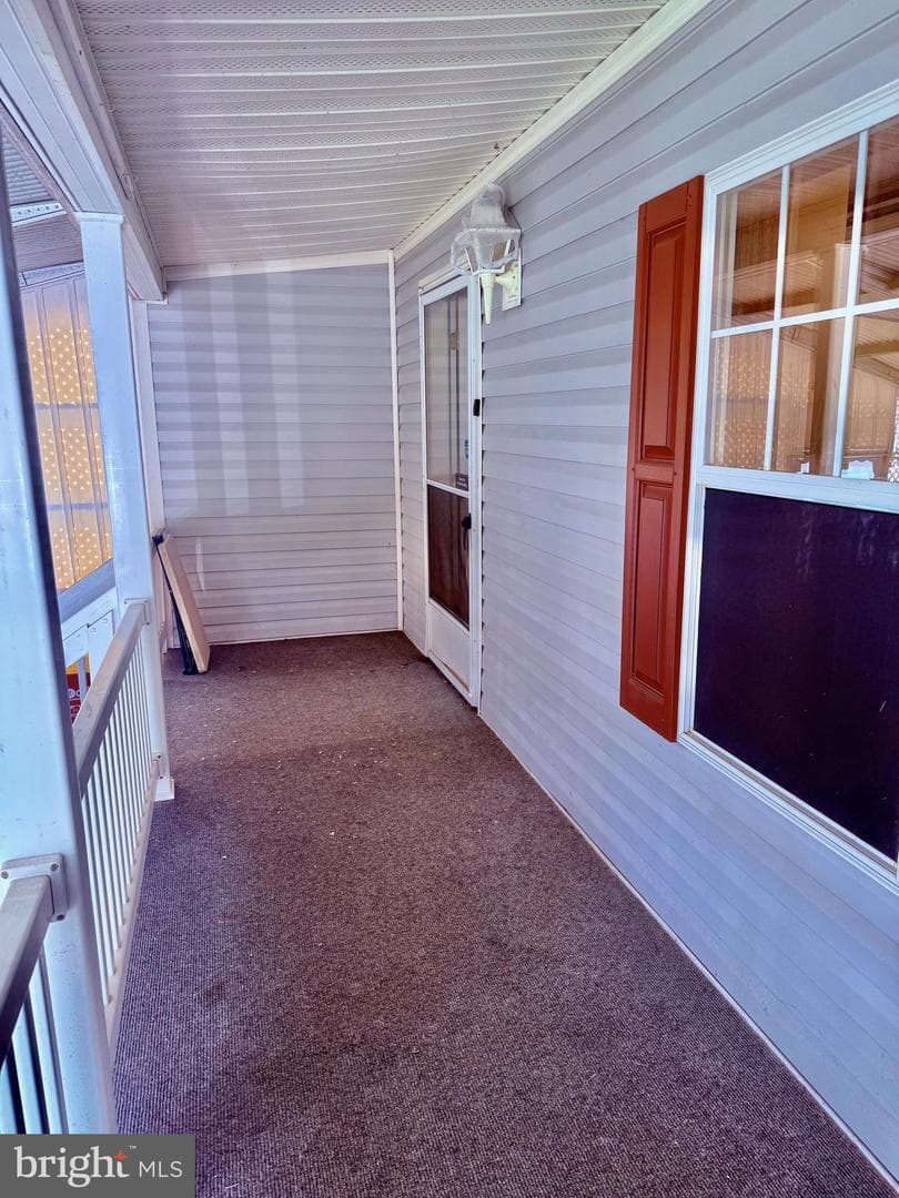 242 Waverly Court photo 41