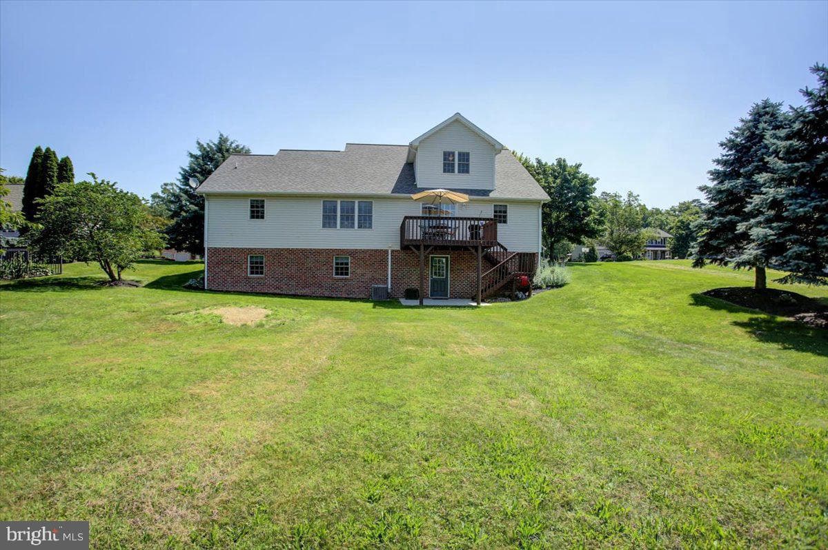 173 Stony Point Avenue photo 46