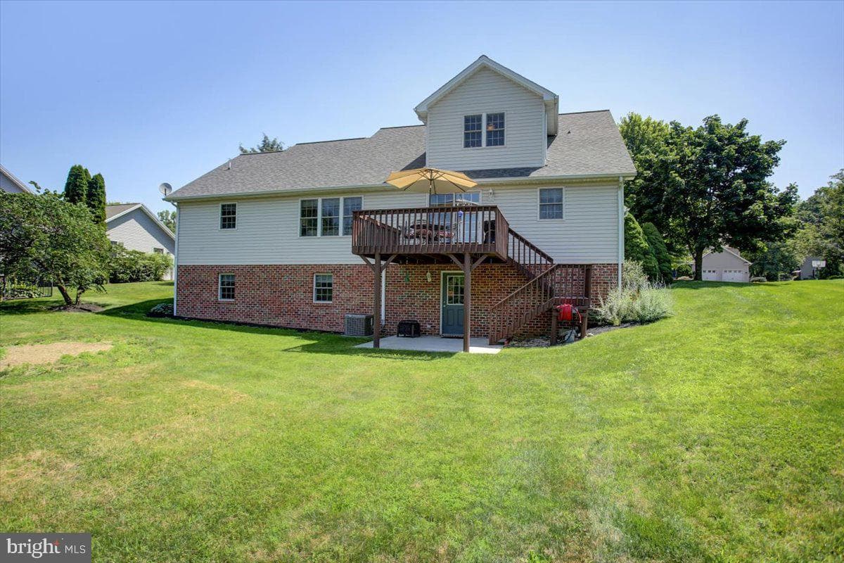 173 Stony Point Avenue photo 47