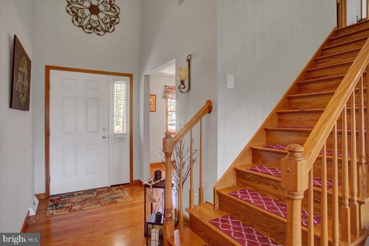 173 Stony Point Avenue photo 9