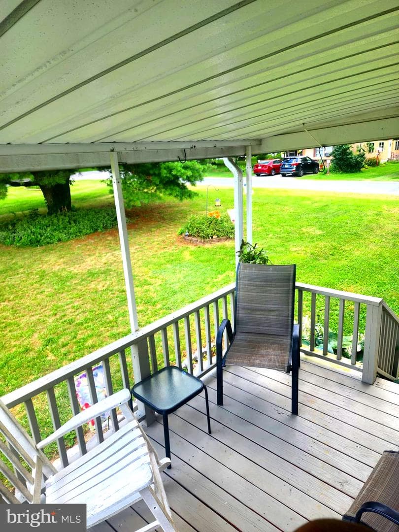 4612 Holly Drive photo 10
