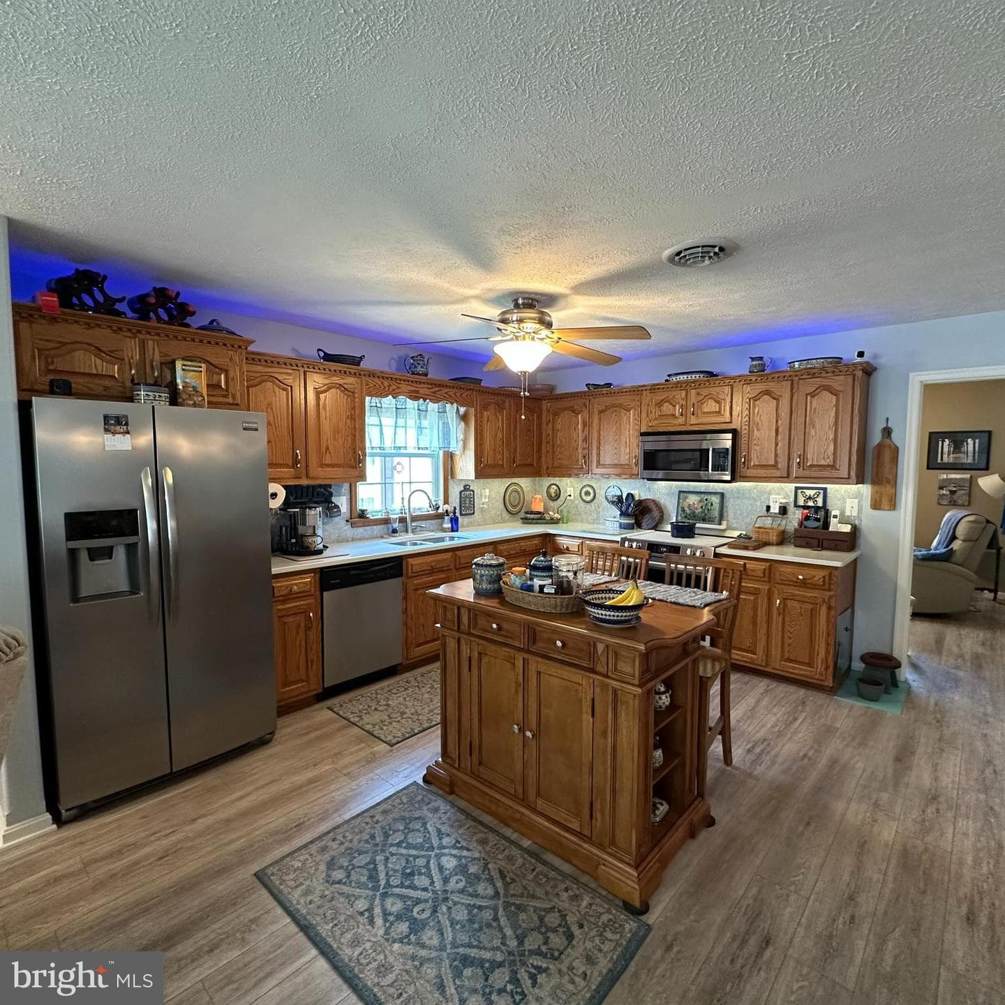 121 Central Way photo 12