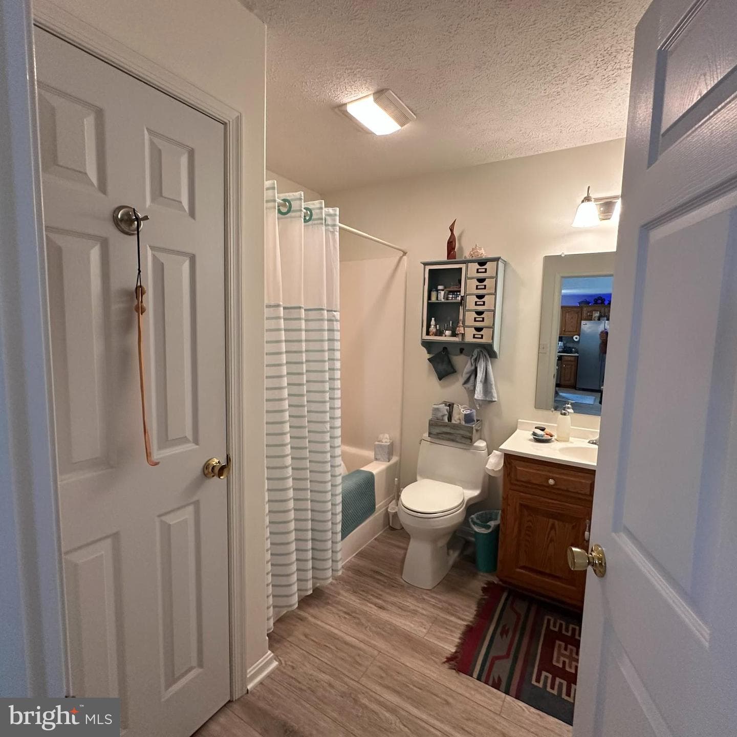 121 Central Way photo 16