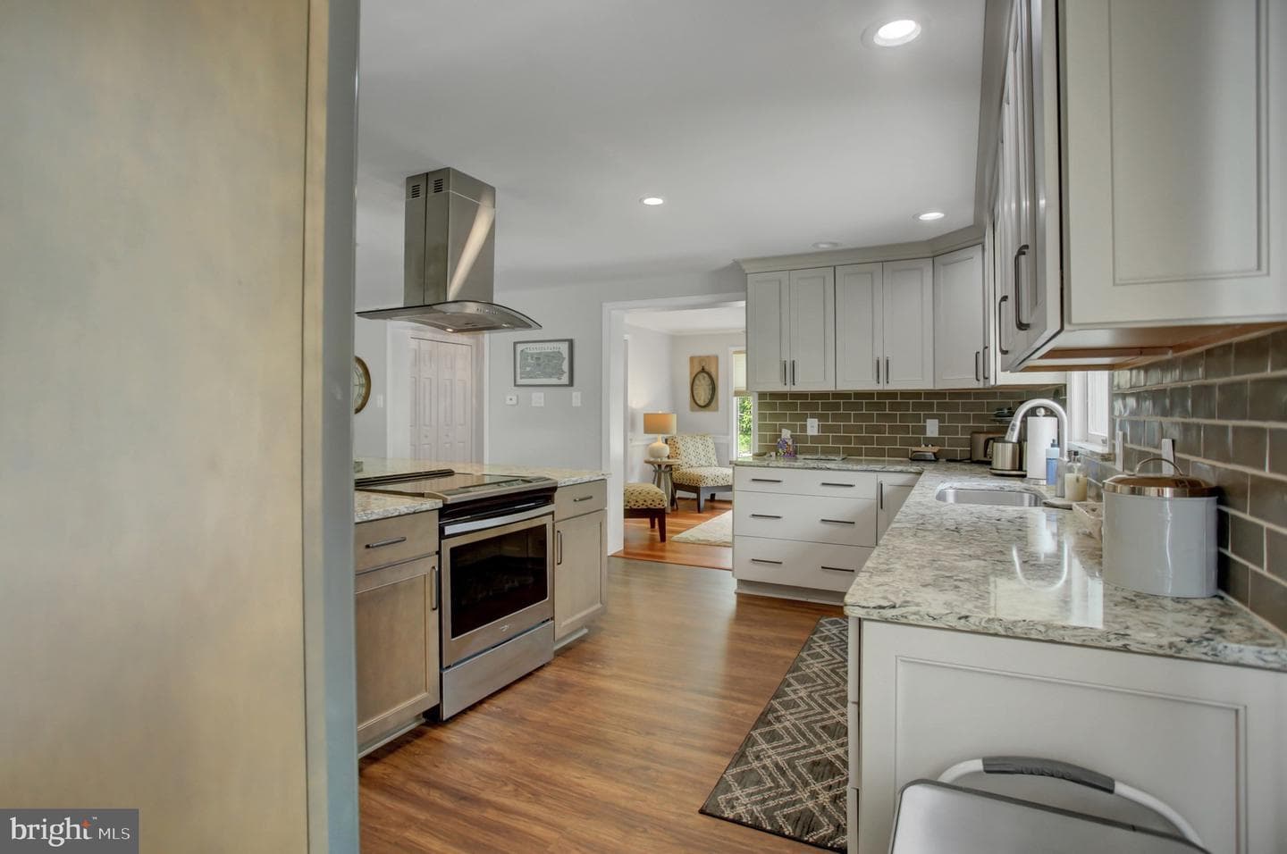 21796 Amberson Road photo 14