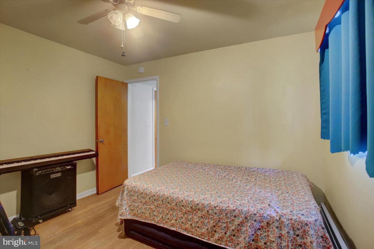 889 Broad Street photo 13