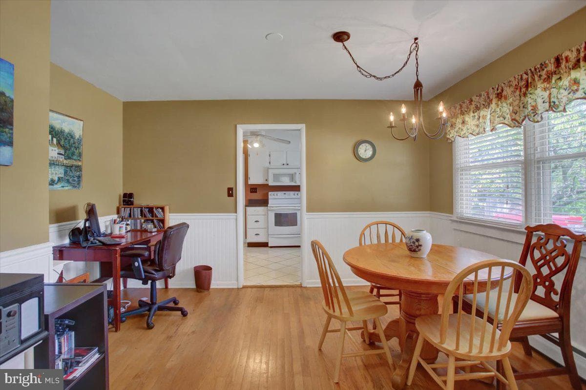 889 Broad Street photo 21