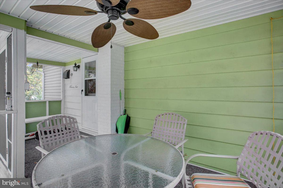 889 Broad Street photo 33