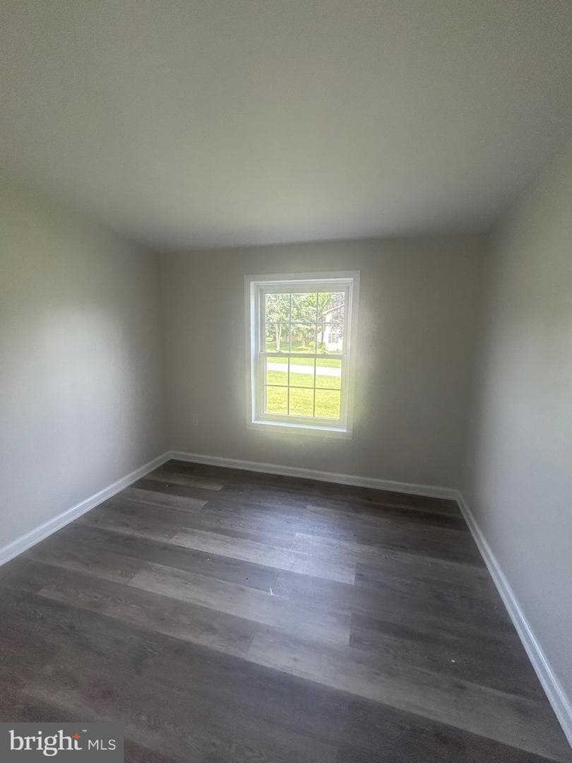 1054 Heather Drive photo 18