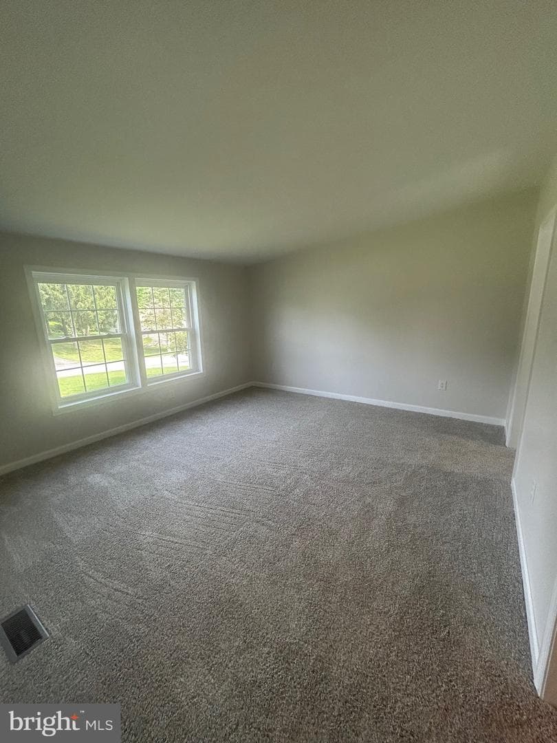 1054 Heather Drive photo 8