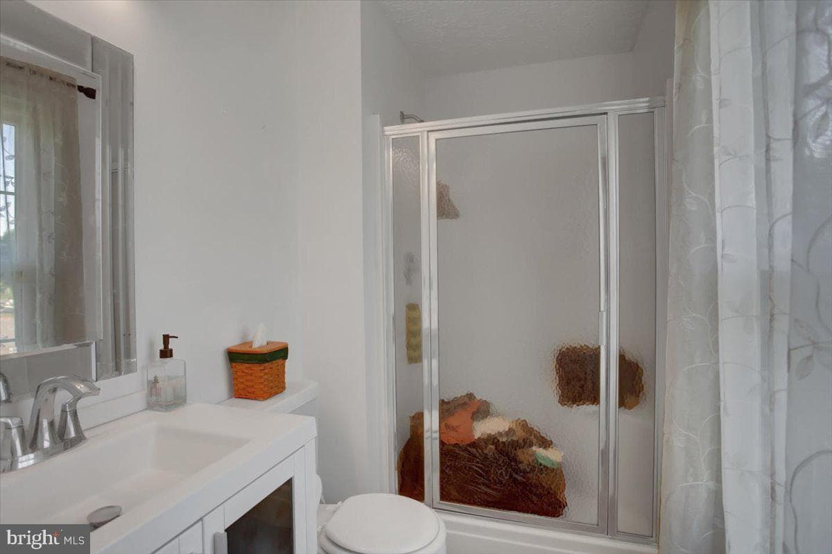 1163 Kings Court photo 19