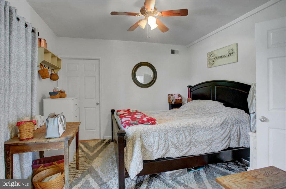 1163 Kings Court photo 26