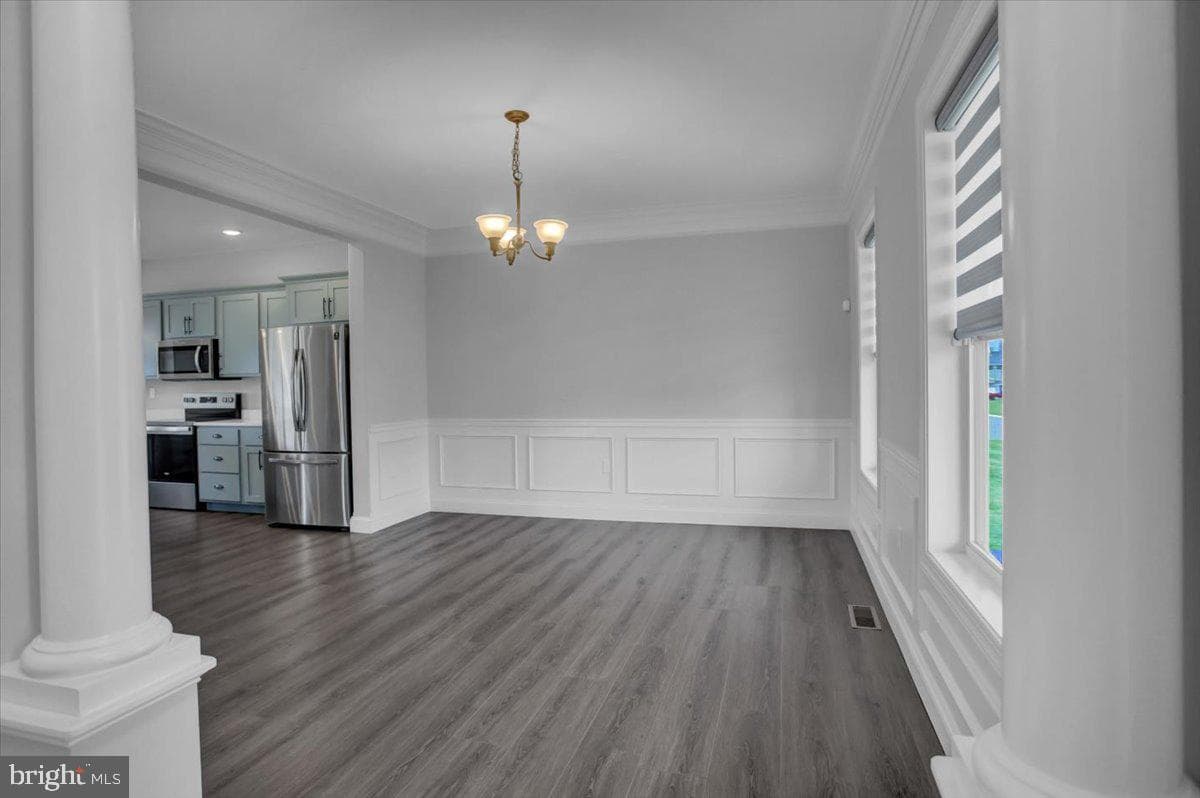 454 Winchester Drive photo 6