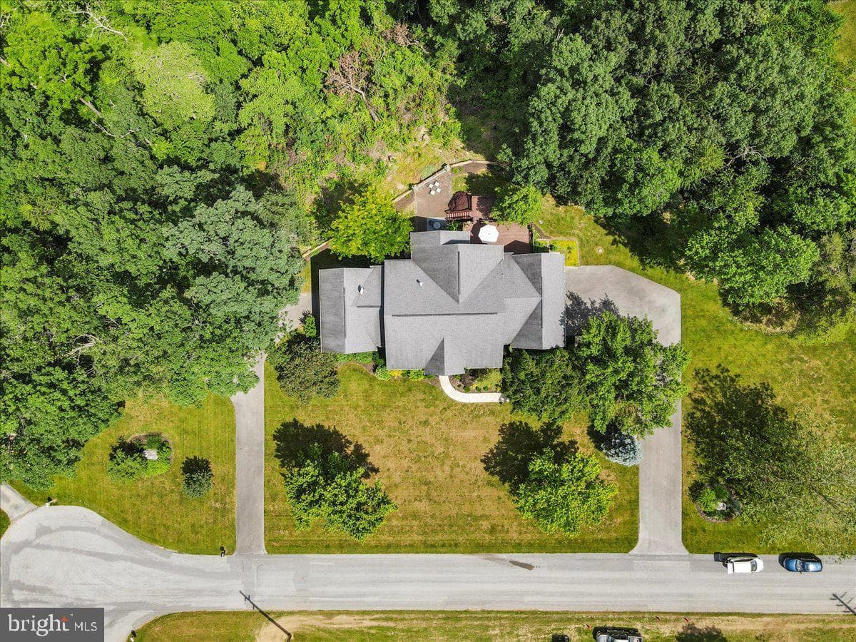 934 Samerica Drive photo 34