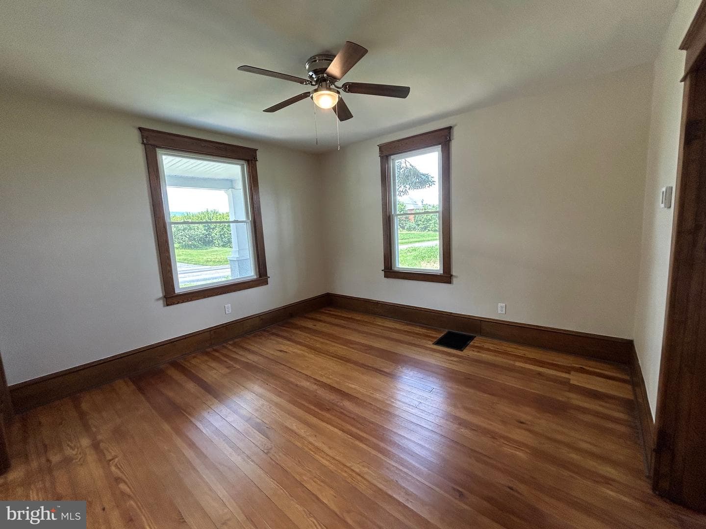 7392 Corner Road photo 10