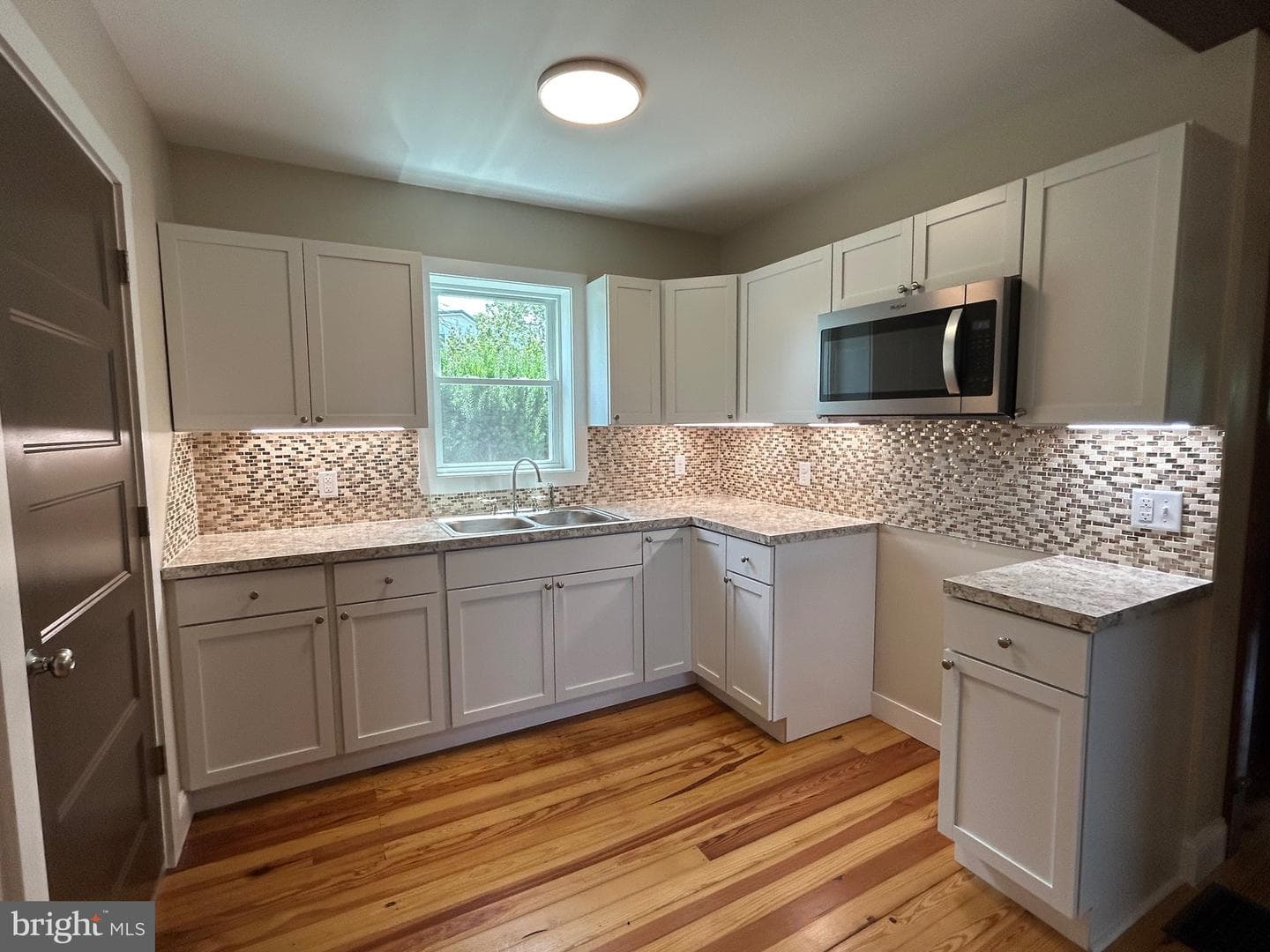 7392 Corner Road photo 4