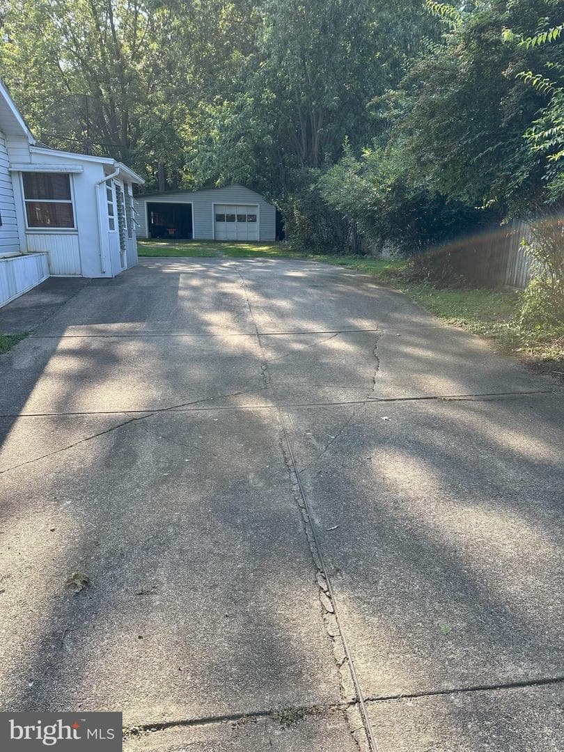 111 Poplar Street photo 3