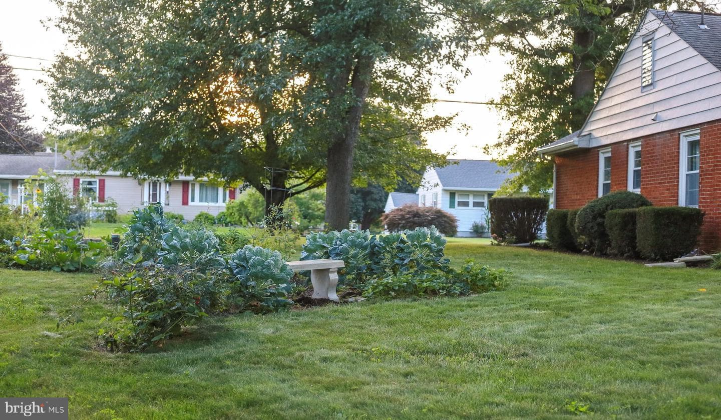 315 S Oller Avenue photo 32