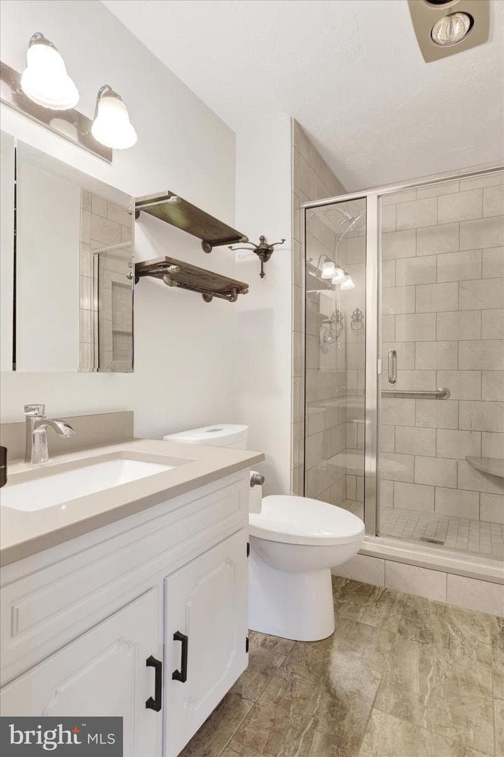 5860 Fairway Drive W #4 photo 14