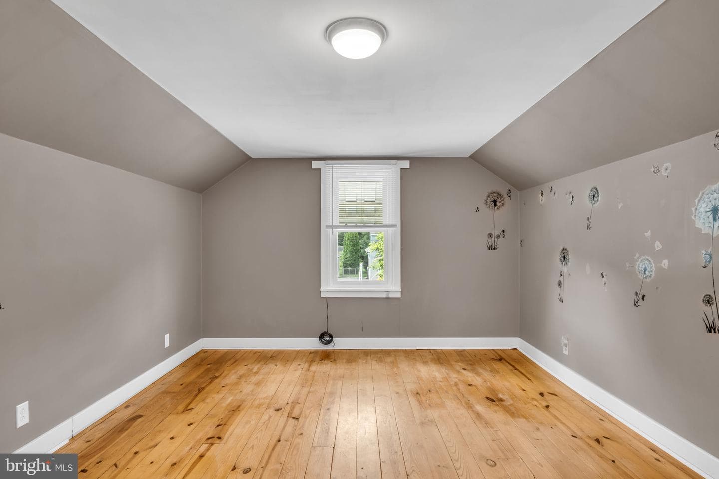12227 Snyder Avenue photo 21