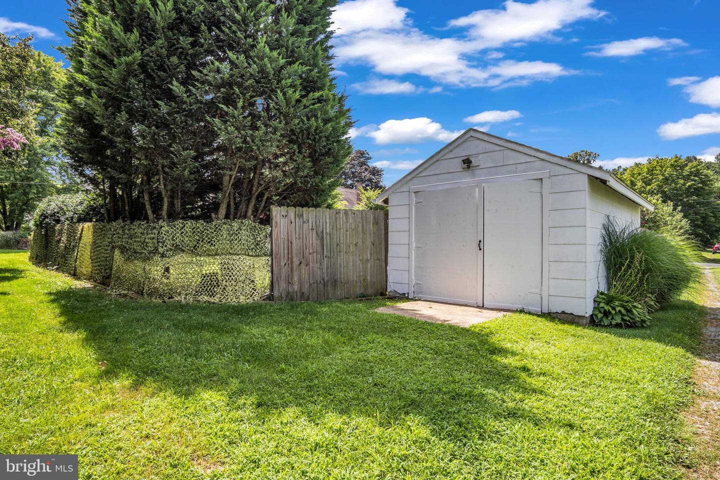 12227 Snyder Avenue photo 38