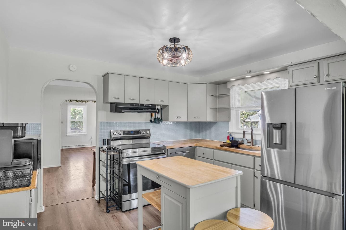 12227 Snyder Avenue photo 8