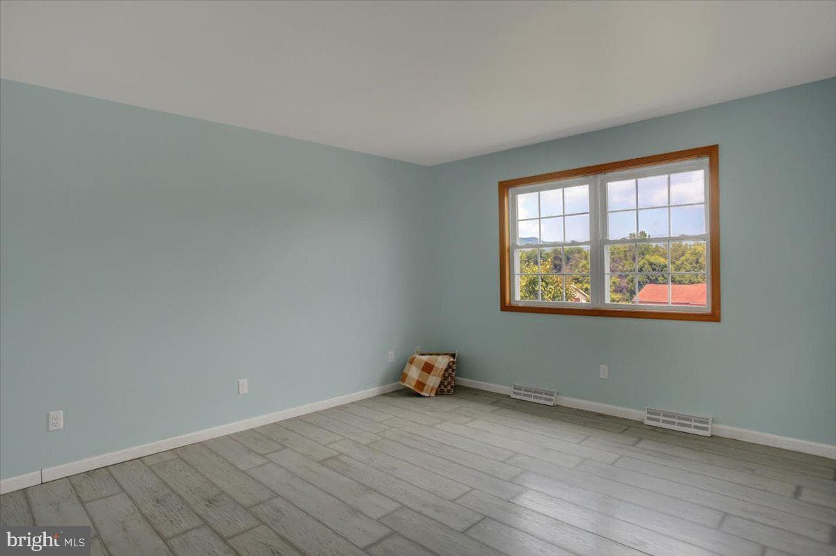 10119 Cardinal Drive photo 11