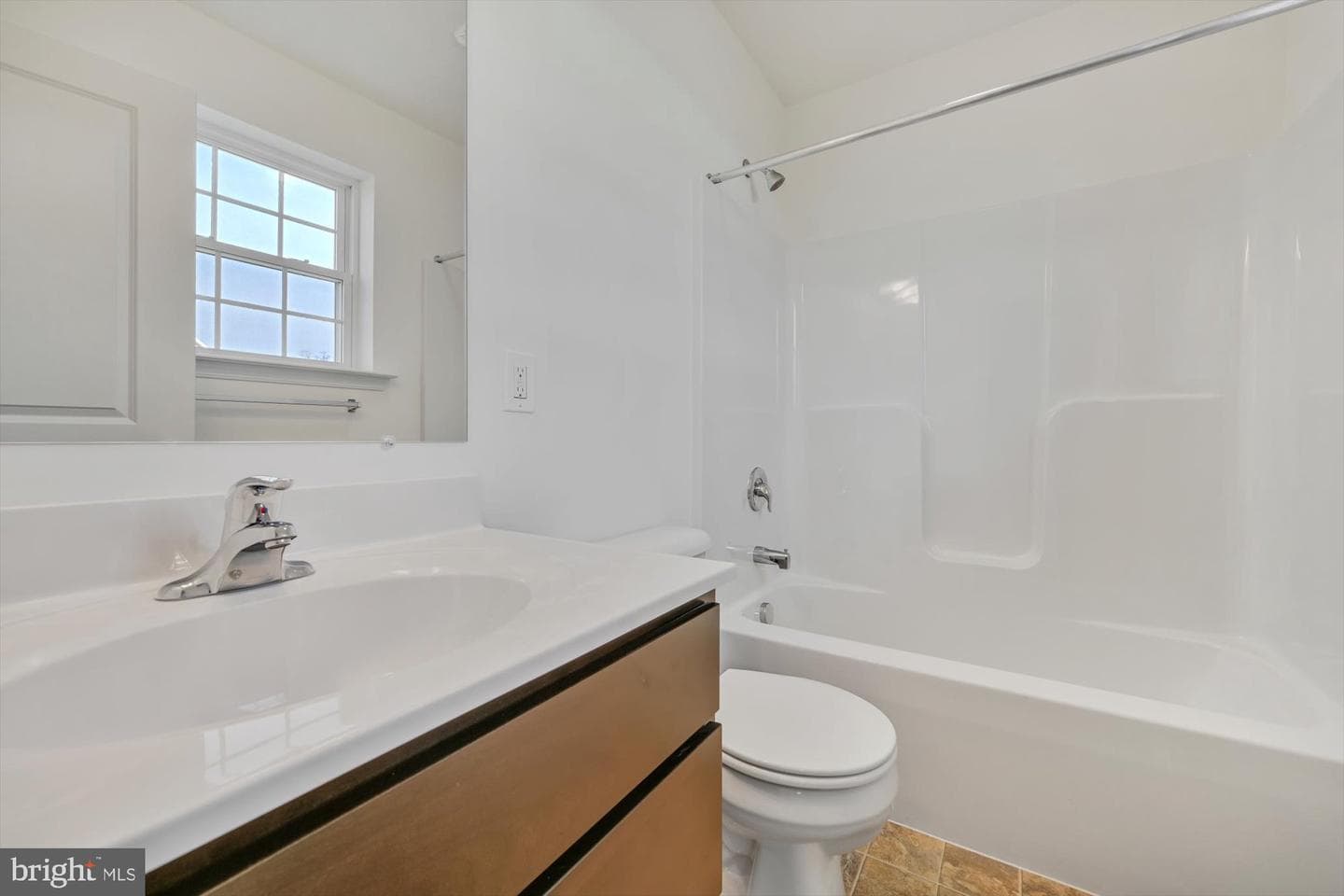 1656 Falcon Lane #242 photo 23