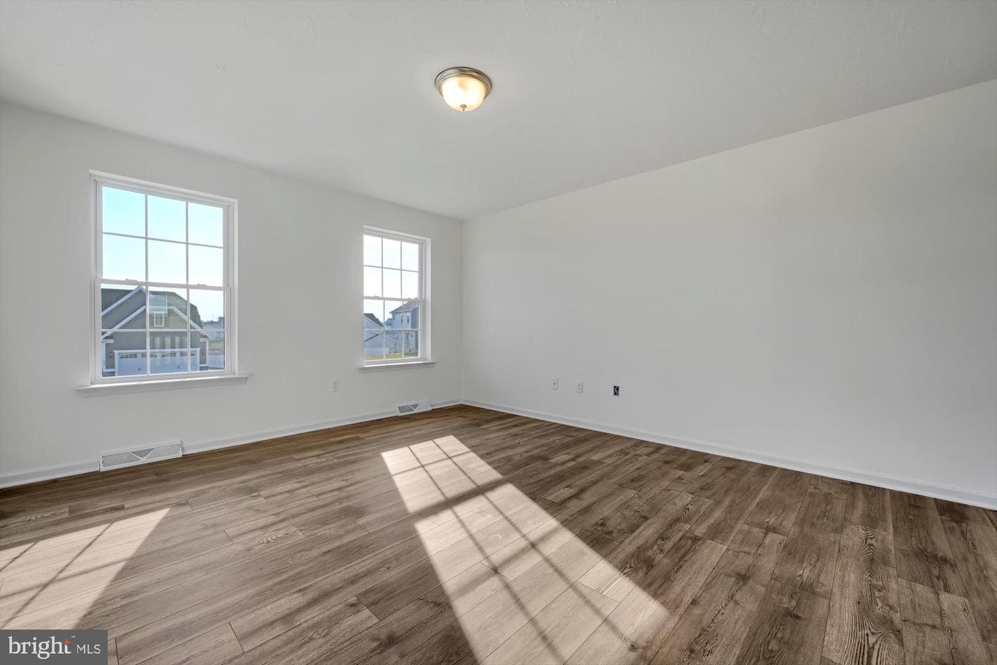 1656 Falcon Lane #242 photo 4