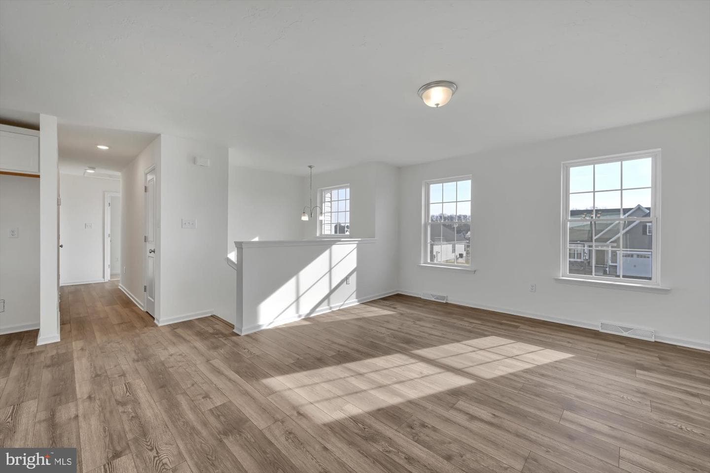 1656 Falcon Lane #242 photo 5