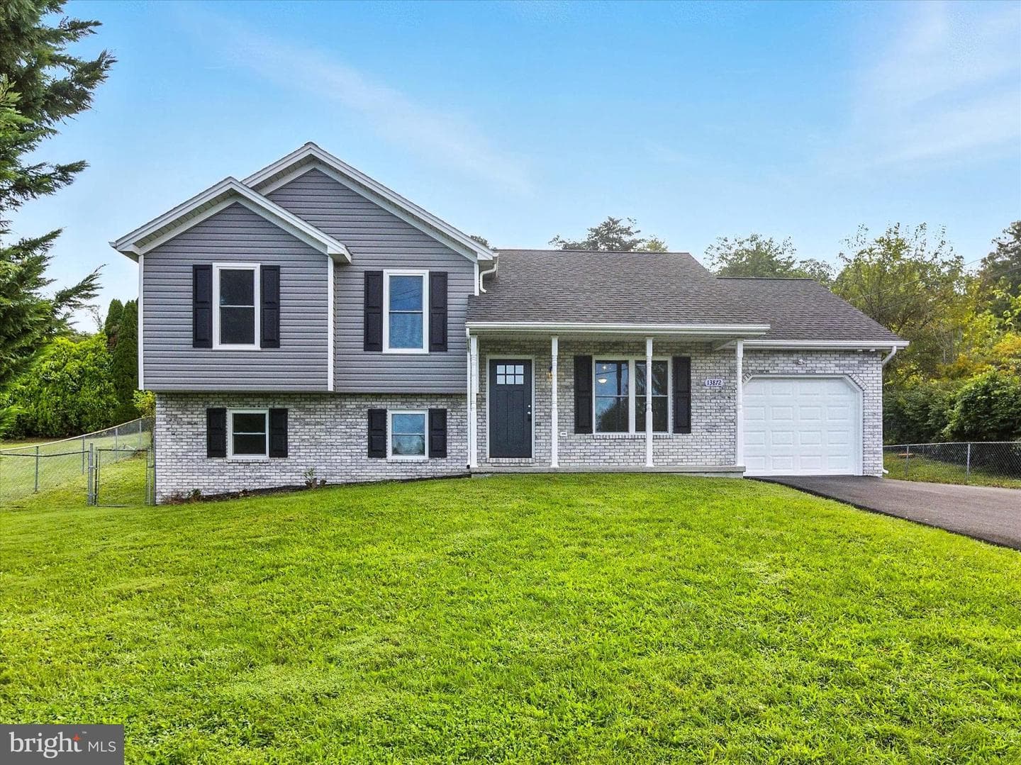 13872 Lower Edgemont Road photo 1