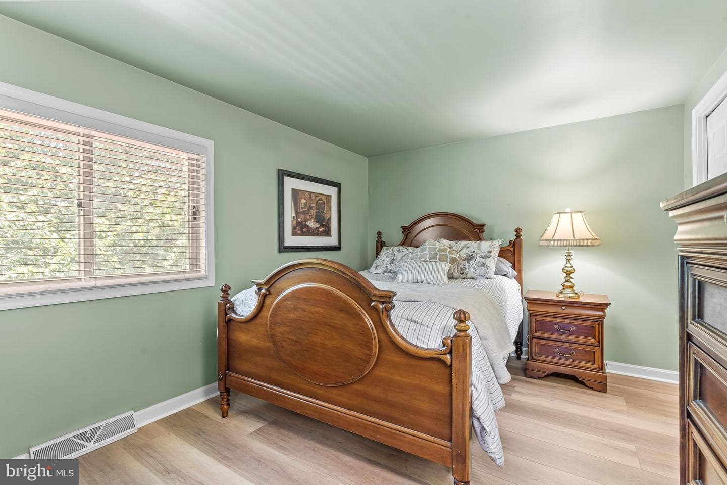 3398 Braemar Court photo 35