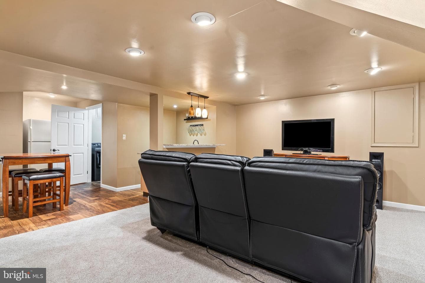3398 Braemar Court photo 40