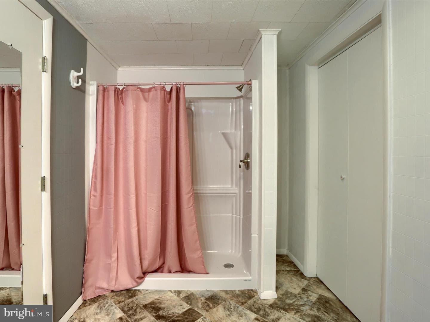 5333 Spruce Road photo 22