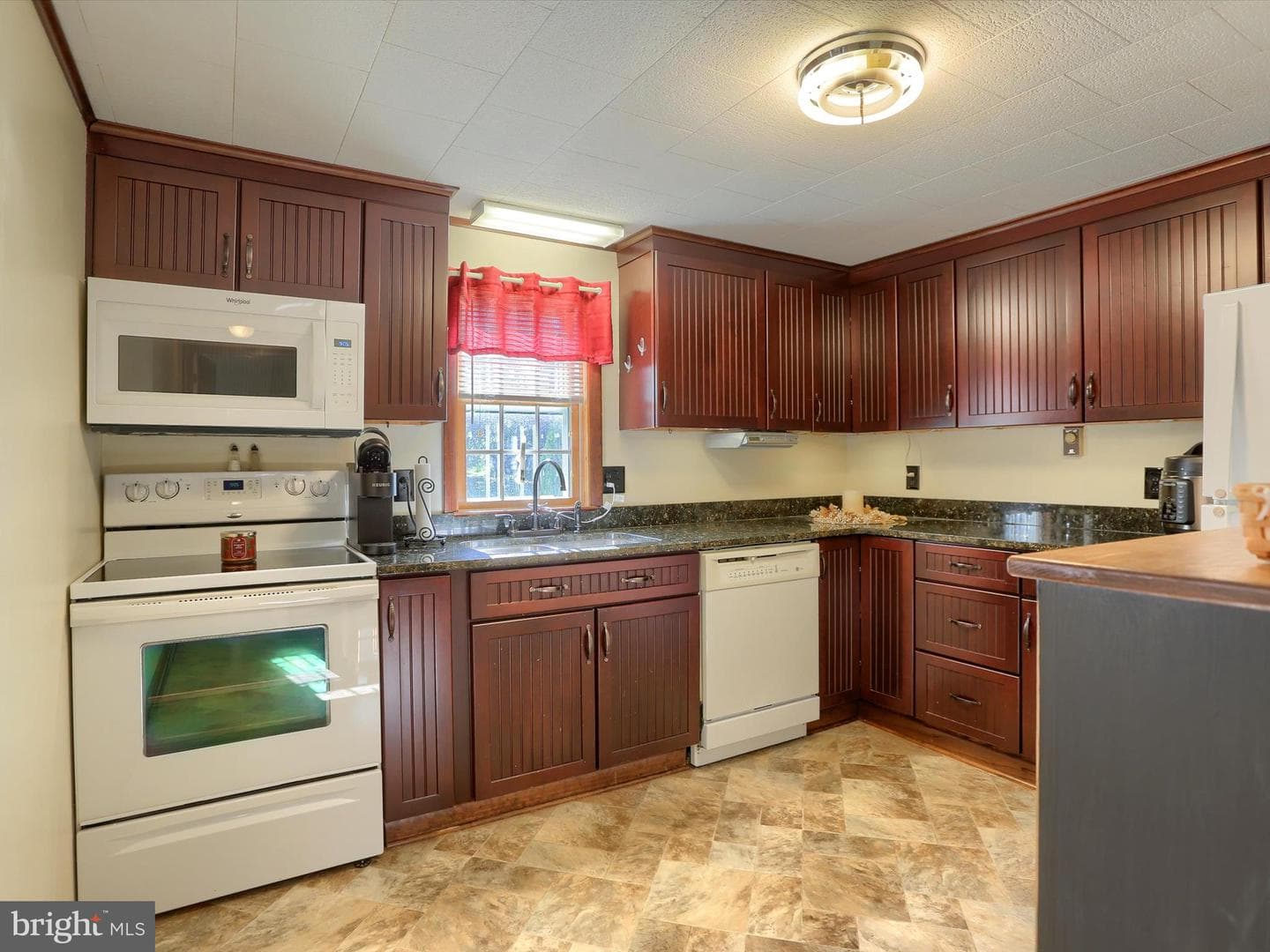 5333 Spruce Road photo 9