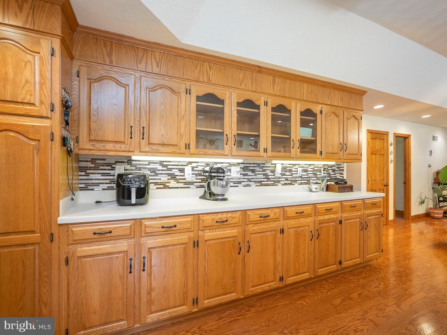 6426 Lincoln Way E photo 18