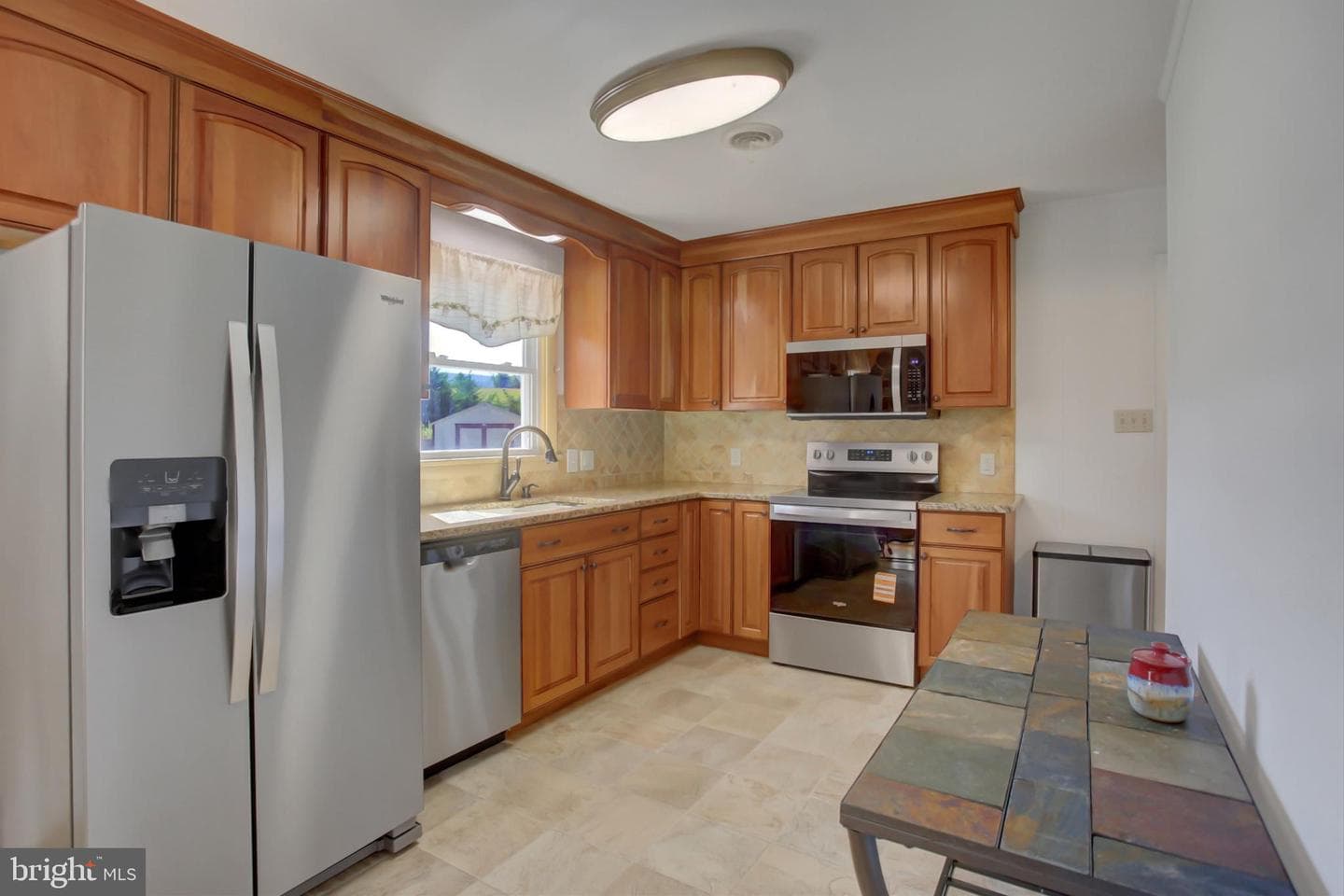 7468 Anthony Highway photo 4